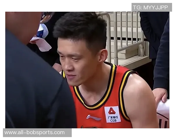 吉莱斯皮关键时刻中投绝杀全场表现出色贡献20分7板4助助球队取胜