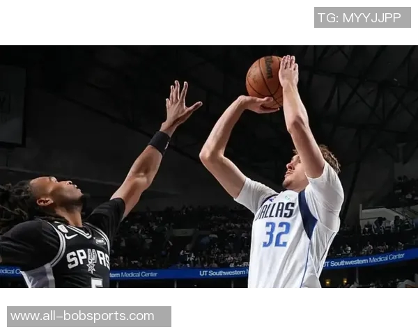 文班崛起助马刺超越独行侠季后赛前景堪忧引发关注 文班崛起助马刺超越独行侠季后赛前景堪忧引发关注